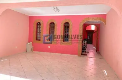 Sobrado Residencial com 3 Quartos (1 Suíte) e 2 Vagas em São Bernardo do Campo - Bairro Dos Casa