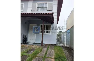 Casa com 4 quartos à venda na Rua Santos, Taboão, São Bernardo do Campo