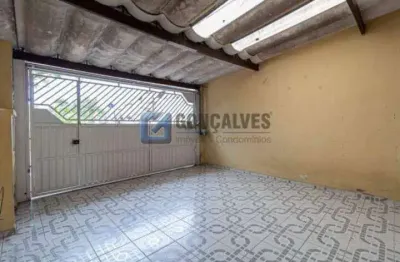 Casa Residencial com 2 Quartos em Jardim Las Vegas, Santo André – 125m² de Terreno | 110m² Úteis