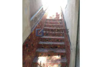 Sobrado Residencial de 2 Quartos com 3 Vagas no Bairro Olímpico, São Caetano do Sul – Venda R$1.170.000