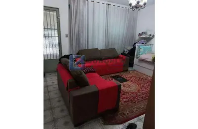 Sobrado à venda no Centro de São Bernardo do Campo – Residencial/Comercial, 2 vagas