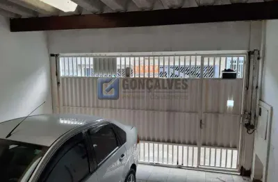 Sobrado à venda em Montanhão, São Bernardo do Campo – 3 quartos, 2 vagas