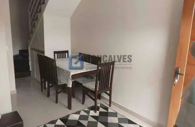 Sobrado à venda em Santo André – Parque Erasmo Assunção, 2 quartos (1 suíte) e 2 vagas