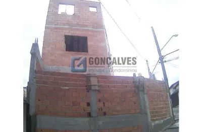 Sobrado à venda em Vila Helena, Santo André – 2 Quartos, 2 Vagas