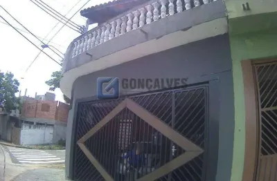 Sobrado Residencial com Quintal e Churrasqueira - Jardim Utinga, Santo André | 3 Quartos, 2 Vagas