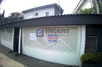 Sobrado Residencial 3 Dorms com 4 Vagas em Jardim Las Vegas, Santo André