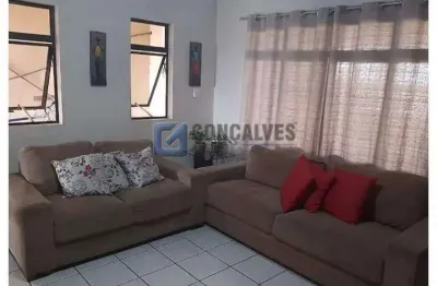 Casa Residencial 3 Quartos com 2 Vagas no Centro de Diadema – R$ 510.000