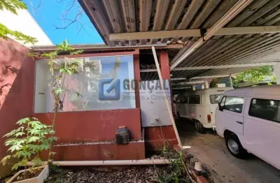 Terreno Comercial de 200 m² à venda em Rudge Ramos, SBC – 5 vagas