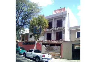 Sobrado Residencial à Venda em Vila Metalúrgica, Santo André — 2 Suítes, 2 Vagas, R$735.000