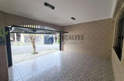 Sobrado 3 Quartos com Suíte e 2 Vagas — Jardim Lavínia, SB Campo