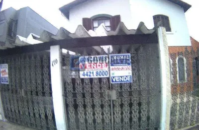 Sobrado Residencial 3 Quartos em Santa Terezinha, Santo André — R$ 570.000