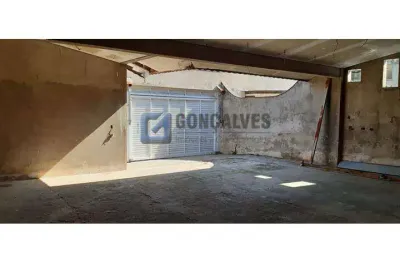 Sobrado Residencial com 5 Suítes, 8 Vagas e Piscina em Parque dos Passaros, São Bernardo do Campo