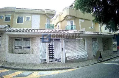 Sobrado Residencial com 2 suítes e 1 vaga | Vila Príncipe de Gales, Santo André