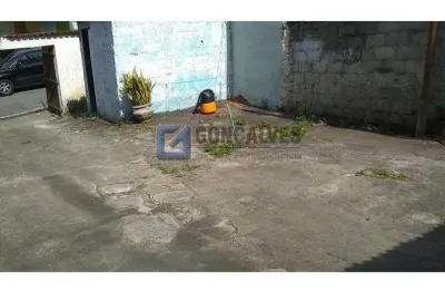 Terreno Comercial à Venda em Nova Petrópolis, SBC – 202 m² com 8 Vagas