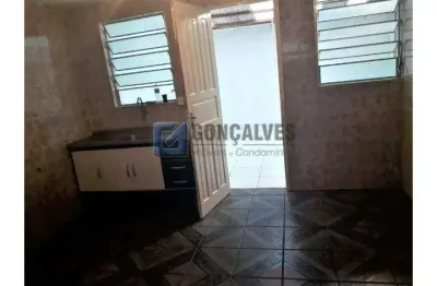 Casa à venda em São Bernardo do Campo - Alto Industrial, 3 quartos, 2 vagas