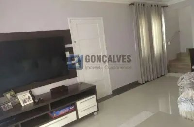 Sobrado Residencial com 3 Dormitórios, 3 Vagas e 200m² – Jardim do Mar, São Bernardo do Campo