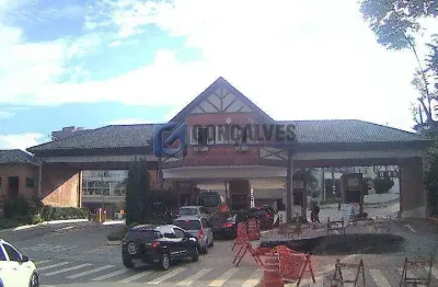 Sobrado Residencial com 5 Quartos e 4 Suítes em Swiss Park, SBC