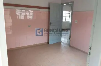Casa à venda em Paulicéia, São Bernardo do Campo — 199 m², 6 vagas, 2 quartos