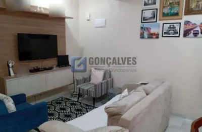 Apartamento 65 m² com 2 Quartos (1 Suíte) e 2 Vagas na Vila América, Santo André – Venda