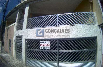 Sobrado Residencial 4 Quartos com 2 Vagas em Jardim Arco Iris, Diadema – Venda