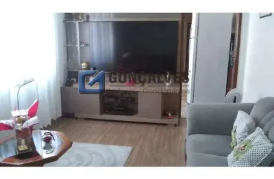 Casa Residencial com 3 Dormitórios e 3 Vagas em Baeta Neves, São Bernardo do Campo