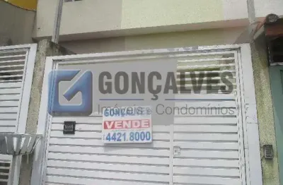 Sobrado Residencial com 2 suítes, 2 vagas em Santo André – Jardim do Estádio