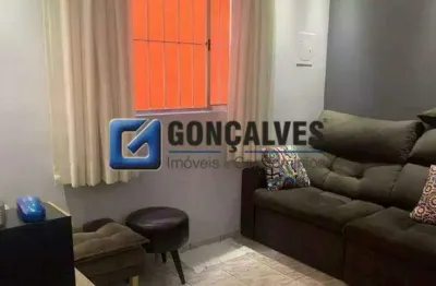 Sobrado com 3 dormitorios e 1 suite á venda no bairro jardim marek/sa