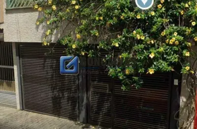 Sobrado Residencial de 5 Quartos à Venda no Vila Palmares, Santo André