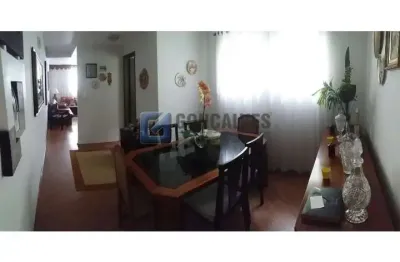 Casa com 3 quartos à venda na rua nicola adamo, jardim três marias, são bernardo do campo por r$ 850.000
