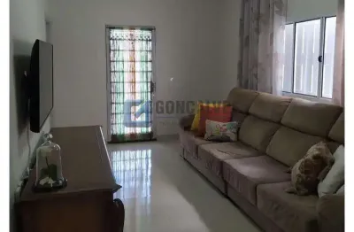 Casa com 3 quartos à venda na rui barbosa, todos, centro, josé bonifácio, 159 m2 por r$ 425.000