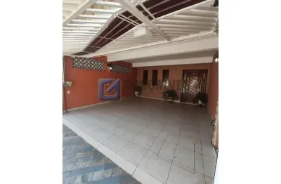 Casa com 3 quartos à venda na rua virgílio miraglia, jardim palermo, são bernardo do campo, 153 m2 por r$ 650.000