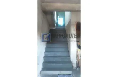 Casa com 4 quartos à venda na maria cardoso da costa, r, jardim nazareth, são bernardo do campo por r$ 830.000