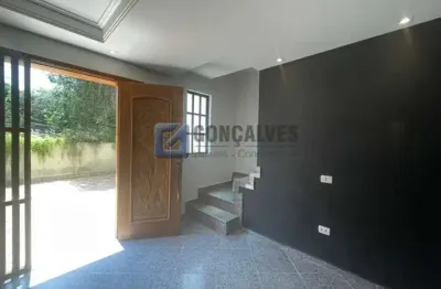 Sobrado, 03 quartos sendo 1 suíte, centro, são bernardo do campo.