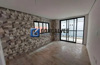 Sobrado Residencial com 3 suítes, 4 vagas e acabamento em porcelanato – Vila Scarpelli, Santo André