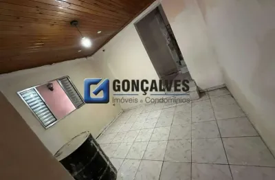 Casa residencial no Planalto, SBCampo — 2 quartos, 1 suíte, 2 vagas