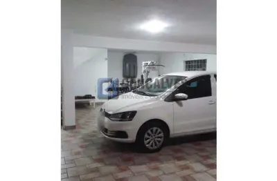 Casa com 4 quartos à venda na avenida das araras, parque dos pássaros, são bernardo do campo por r$ 1.500.000