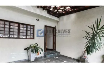 Casa com 3 quartos à venda na senador mathias olimpio de mello, r, santa terezinha, são bernardo do campo, 207 m2 por r$ 920.000