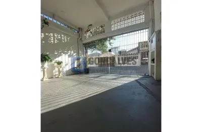 Sobrado 3 dormitórios, 220 mts² na Vila Floresta em Santo André.