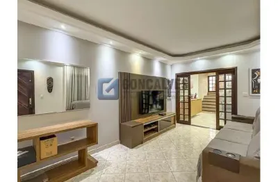 Casa com 3 quartos à venda na rua amácio mazzaropi, jardim palermo, são bernardo do campo, 198 m2 por r$ 640.000