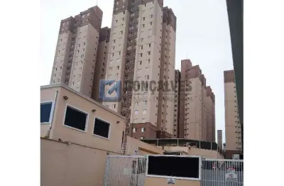 Apartamento 2 dormitórios, 50 mts² no parque erasmo assunção em santo andré.