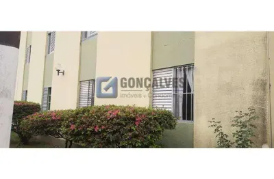 Apartamento 2 dormitórios, 52 mts² no bairro parque erasmo assunção em santo andré.