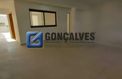 Sobrado com 3 quartos à venda no Bairro Santa Terezinha em São Bernardo do Campo/SP.