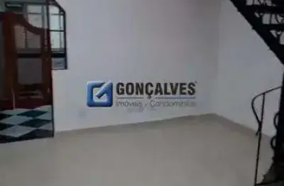 Sobrado à venda | 3 quartos, 2 banheiros, 1 vaga — Santa Maria, São Caetano do Sul