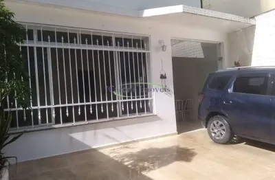 Venda em santos de sobrado e aceita permuta com 3 quartos na praia do boqueirão