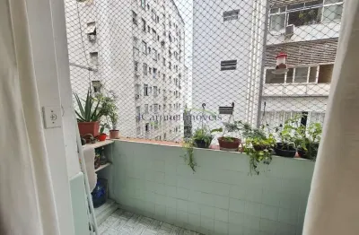 Apartamento a venda em excelente localização a 1 quadra da praia no boqueirão em santos / sp