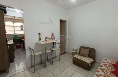 Venda apartamento santos sp para veraneio,  morar ou investir na famosa rua trabulsi ao lado da praia e do aquário na ponta da praia.