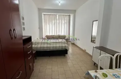 Oportunidade de investimento em sala living 50 metros da praia do boqueirão em santos/sp