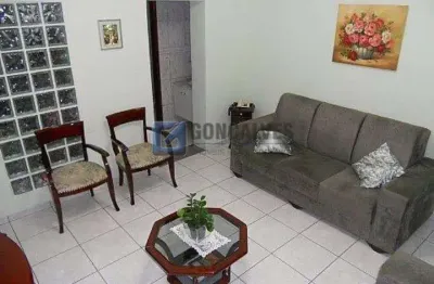 Casa com 2 quartos à venda na rua municipal, fundação, são caetano do sul por r$ 692.000