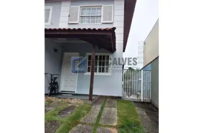 Casa com 4 quartos à venda na Rua Santos, Vila Santa Luzia, São Bernardo do Campo, 110 m2 por R$ 640.000