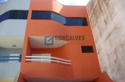 Sobrado 3 dormitórios sendo 1 suite, 170 mts² no bairro jardim milena em santo andré.